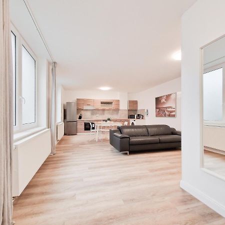 Raj Living - City Apartment With 3 Rooms - 15 Min Messe Dus & 10 Min Old Town Dus Düsseldorf Zewnętrze zdjęcie