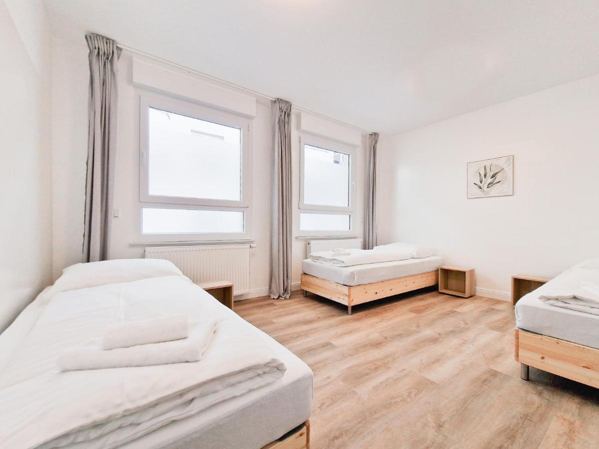 Raj Living - City Apartment With 3 Rooms - 15 Min Messe Dus & 10 Min Old Town Dus Düsseldorf Zewnętrze zdjęcie